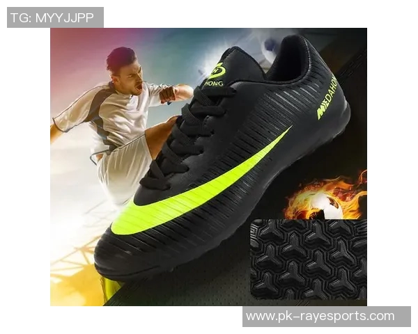 球星穿搭的秘密武器 碎钉足球鞋如何助力赛场表现 球星穿搭的秘密武器 碎钉足球鞋如何助力赛场表现